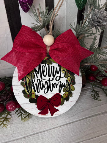 Merry Christmas Wreath Round Ornament